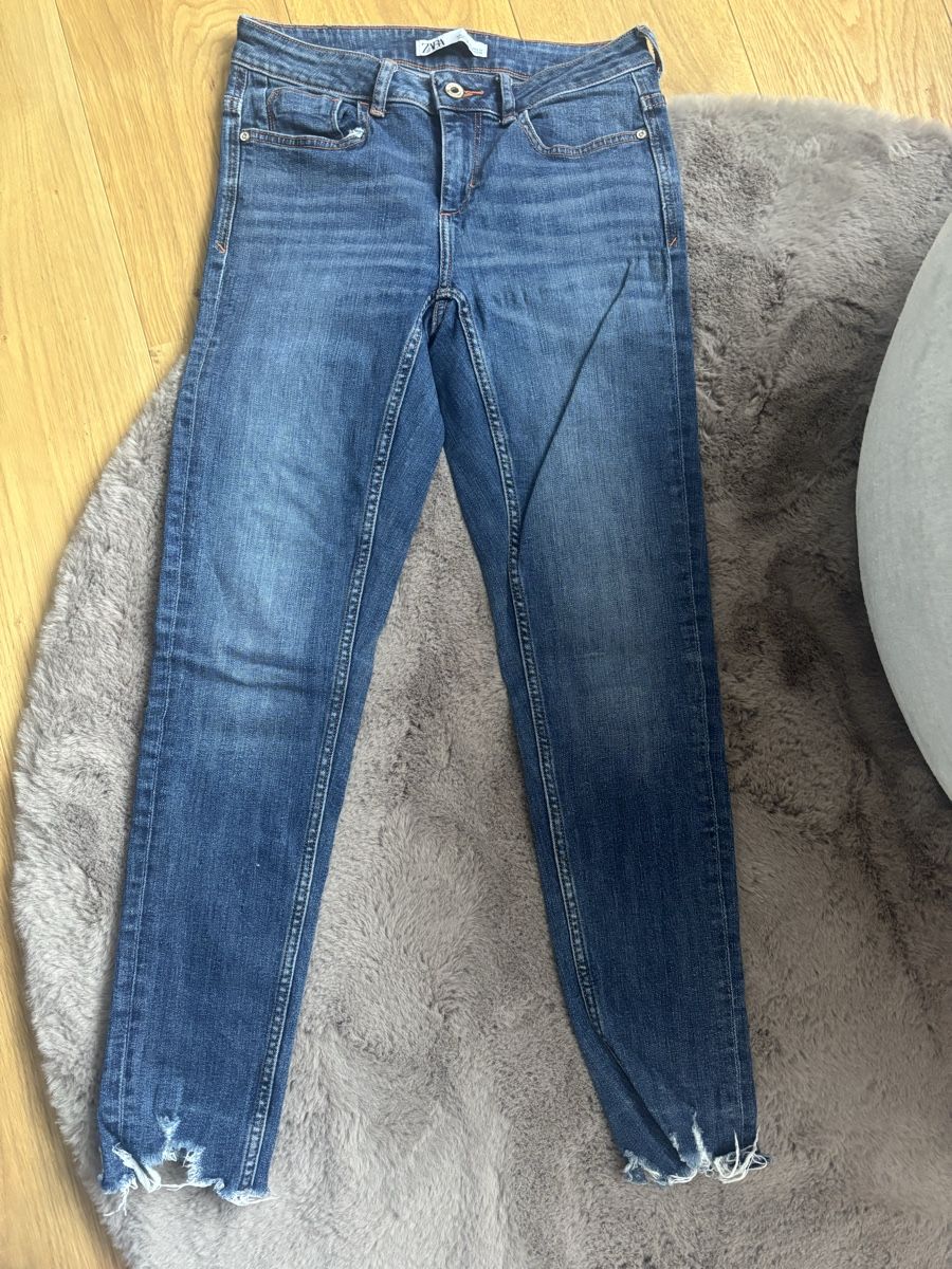 Zara Jeans: ZARA Jeans, Damen, Grösse 38 – Gebraucht aus Augst BL von fine-art