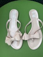 SUMMERTIME - stilvolle/edle Flip-Flops, beige/crème, 38
