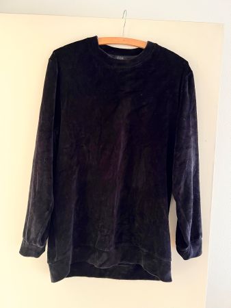 COS Pullover Samt schwarz Grösse S guter Zustand