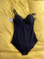 Body sculptant Triumph noir taille 95C état neuf