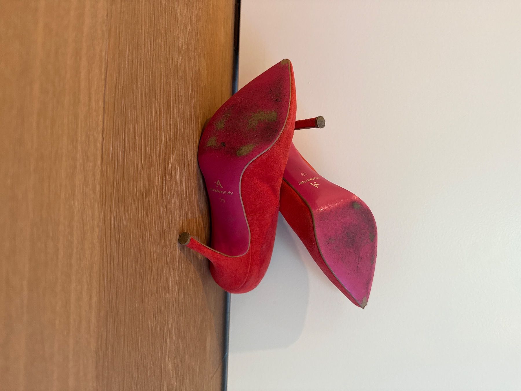 Damenschuhe: Elegante rote Pumps von Supermauro – Gebraucht aus Nürensdorf von Marylane 3