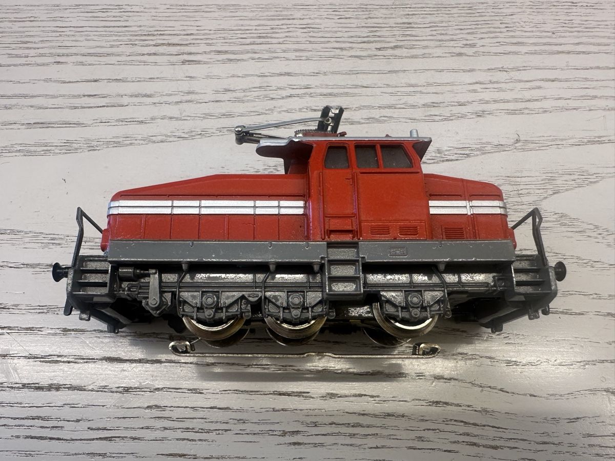 Märklin Modellini di ferrovie: Märklin 3044 EA 800 Werkslok – Usato da Lupsingen venduto da New-Haven 2