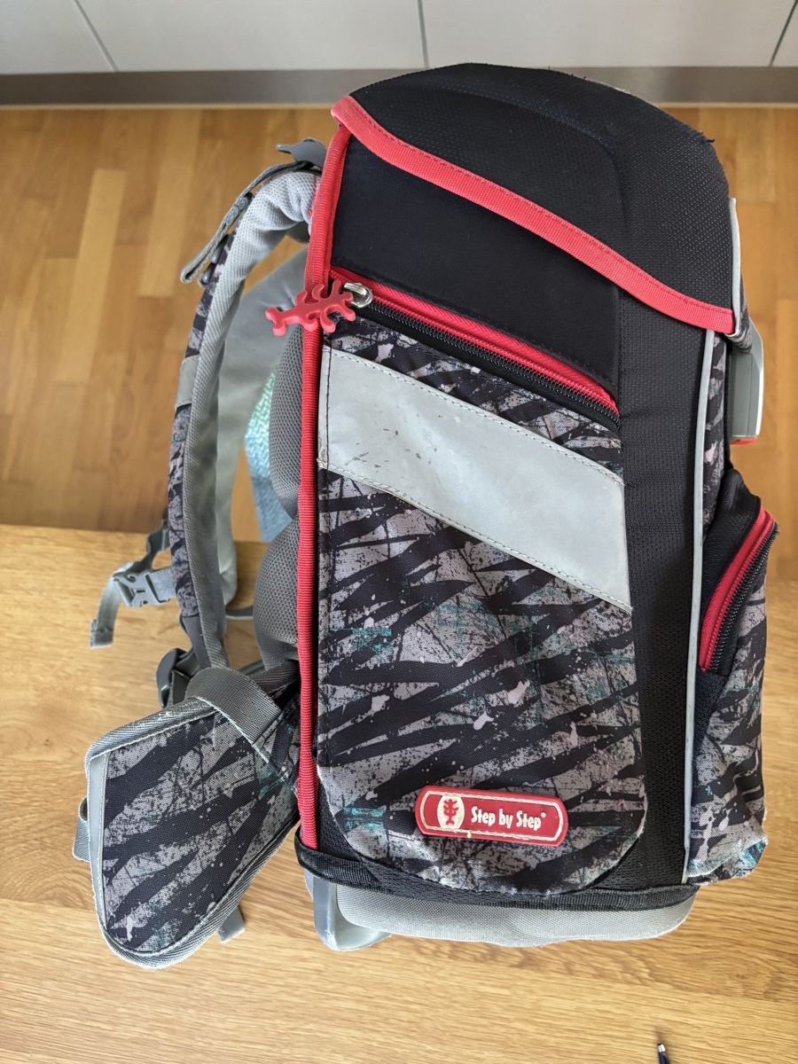 Step by Step Sacs & sacs à dos: Schulthek Step by Step mit Turnbeutel – D'occasion à Elgg par MGE8418 1