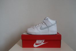 Nike Dunk HI SP „Pure Platinum“