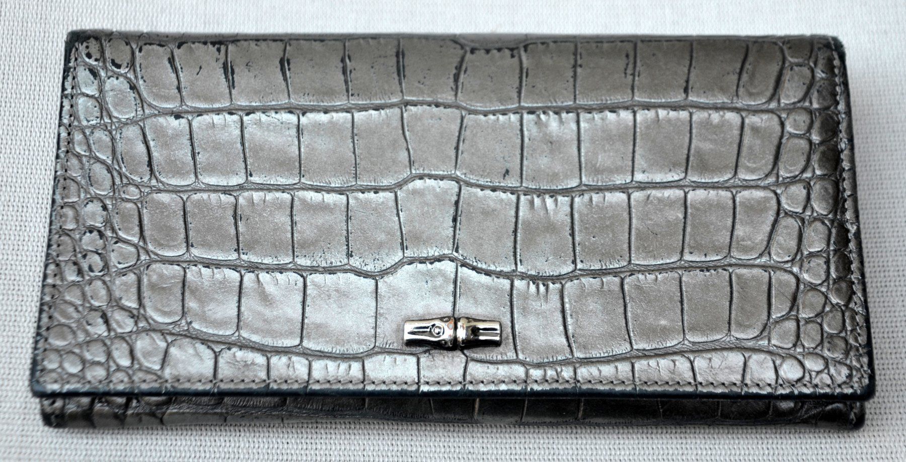 Longchamp Portemonnaie: Portefeuille Longchamp roseau – Gebraucht aus Collonges von Auganien