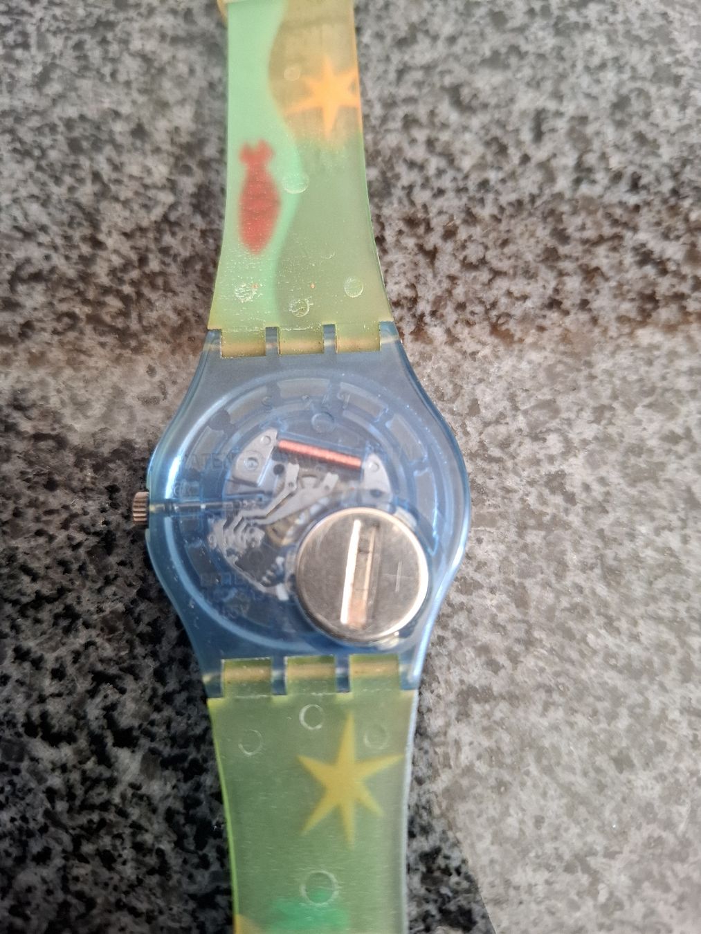 Swatch Orologi: Armbanduhr Swatch Analog Design – Usato da Rorschacherberg venduto da Luckyhorse 2