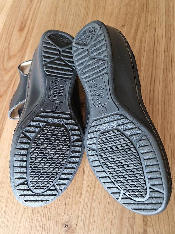 Scarpe da donna: Finn Comfortschuhe neuwertig Gr.4 – Usato da Malters venduto da mar_6sxn 1