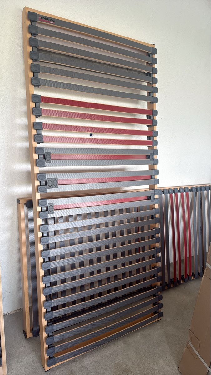 Reti a doghe: Robusta Lattenrost 90x200cm Top Zustand – Usato da Oberentfelden venduto da Bilo88
