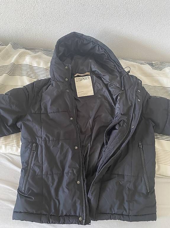 Jacken: Warme Winterjacke – Gebraucht aus Luzern von RabattDealz