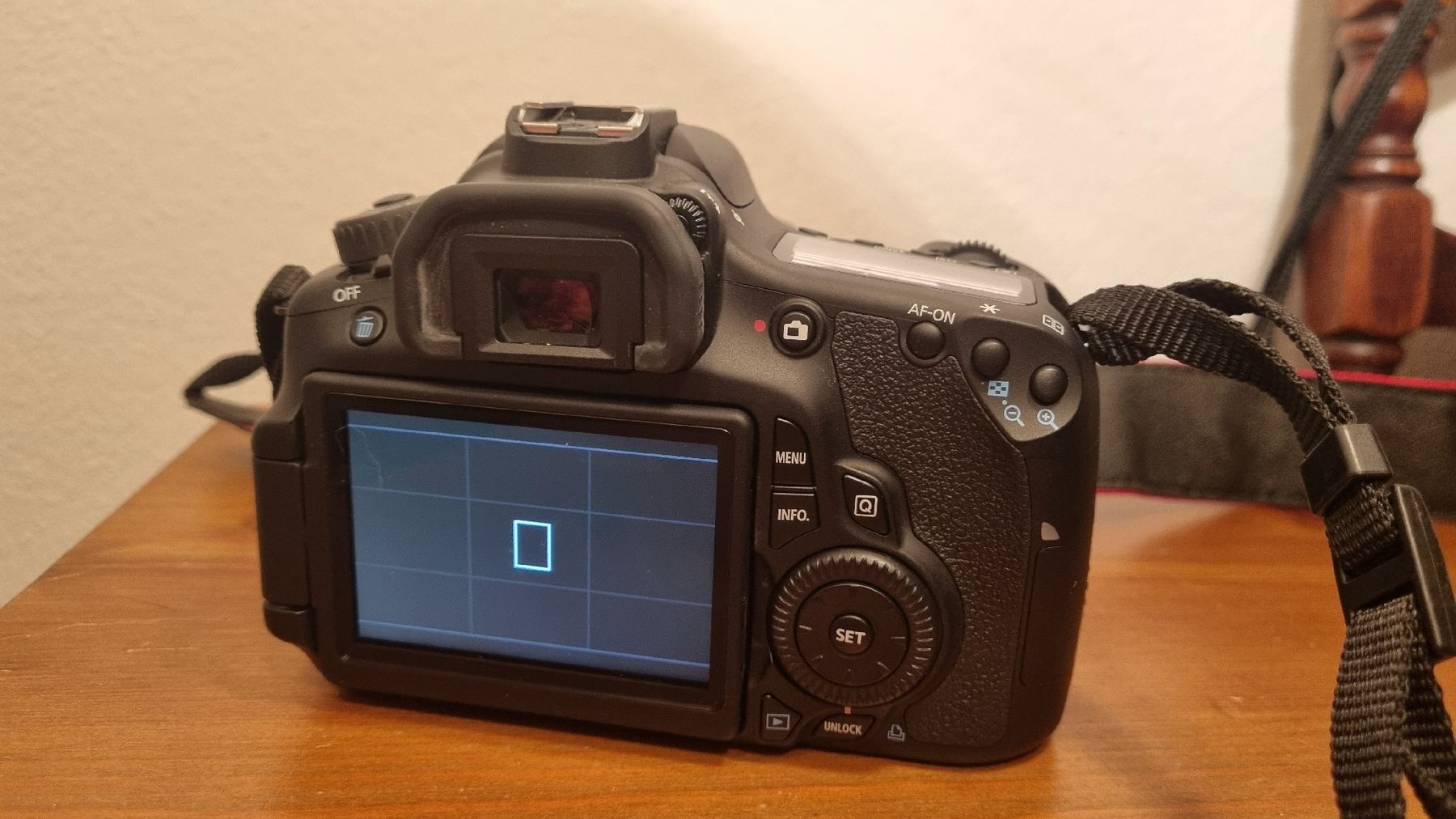 Canon Appareil photo: Canon EOS 60D - Spiegelreflexkamera – D'occasion à Basel par Tsoe1.0 4