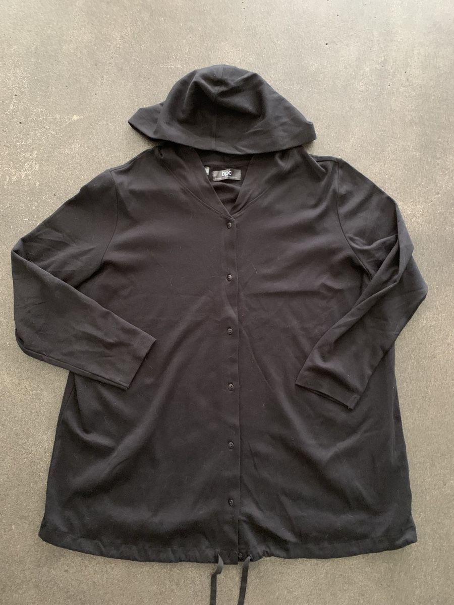 Pullover & Sweatshirts: Kapuzenjäckli Gr 50/52 schwarz  – Neu (gemäss Beschreibung) aus Thun von Chrabu