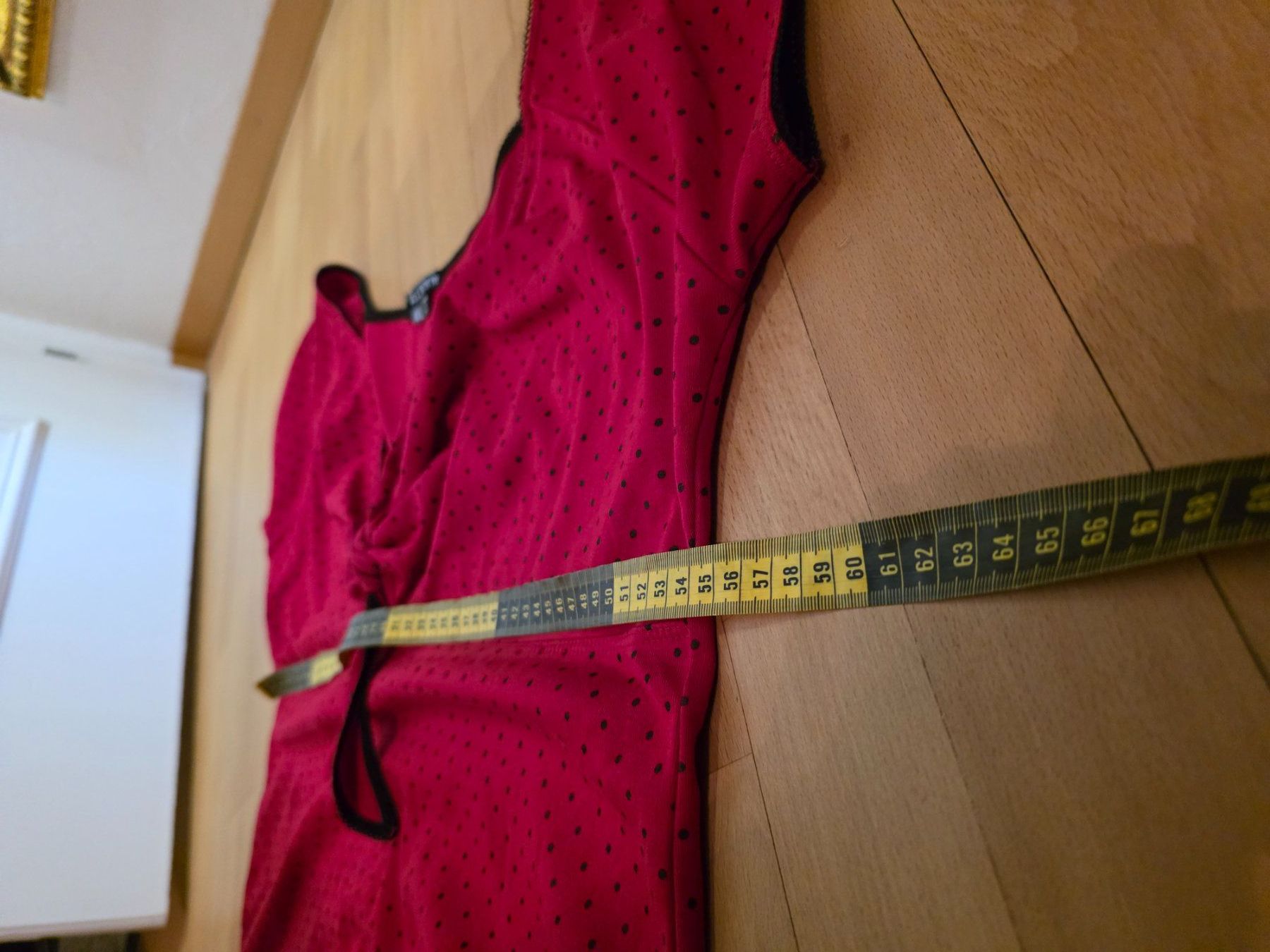 Camicette: Rote Bluse mit Punktmuster, Grösse XL, Vintage Style – Usato da Wald ZH venduto da CapLux 1