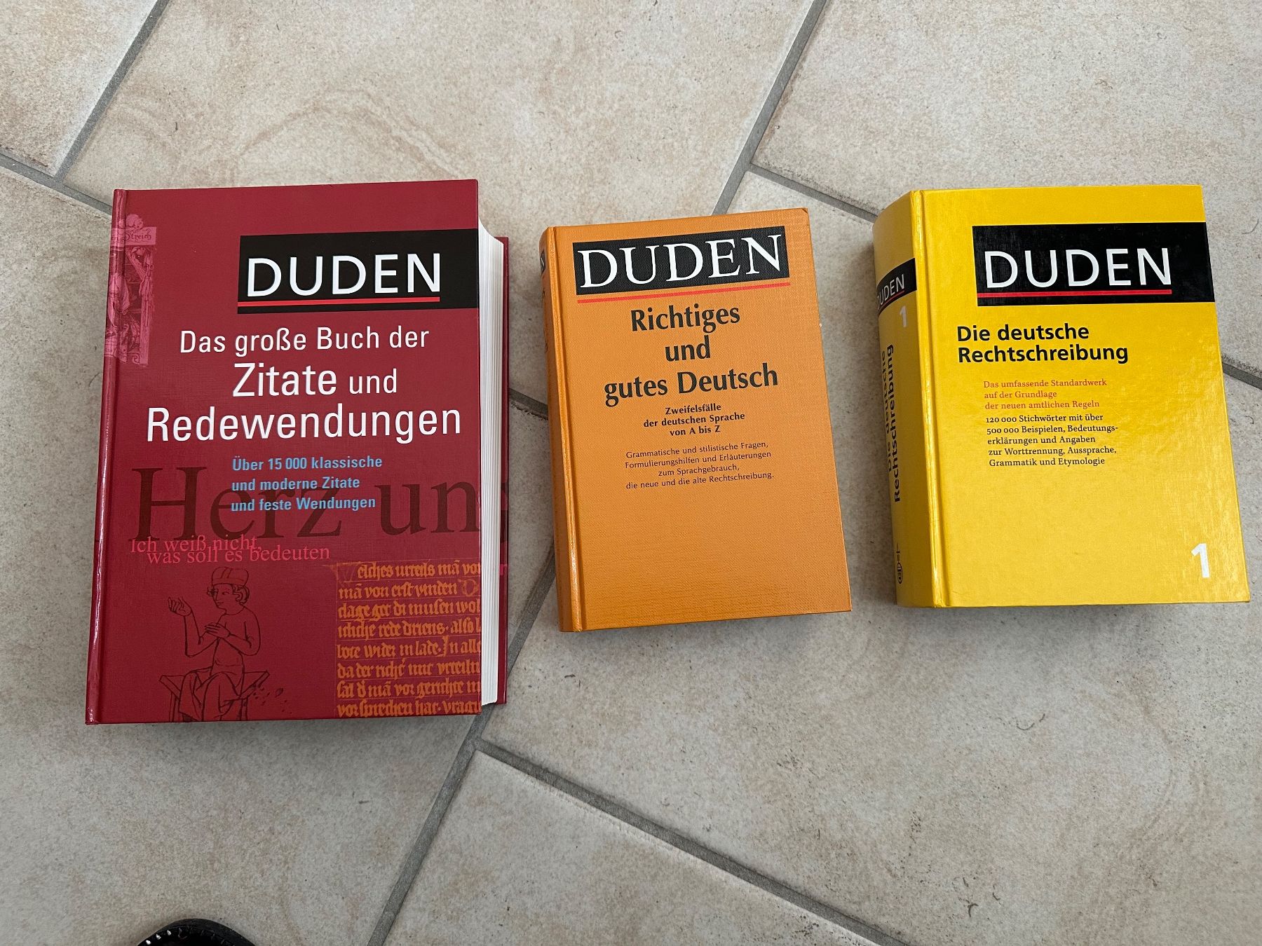 Libri: Duden 3 Stück wie abgebildet – Usato da Jona venduto da Petra2607