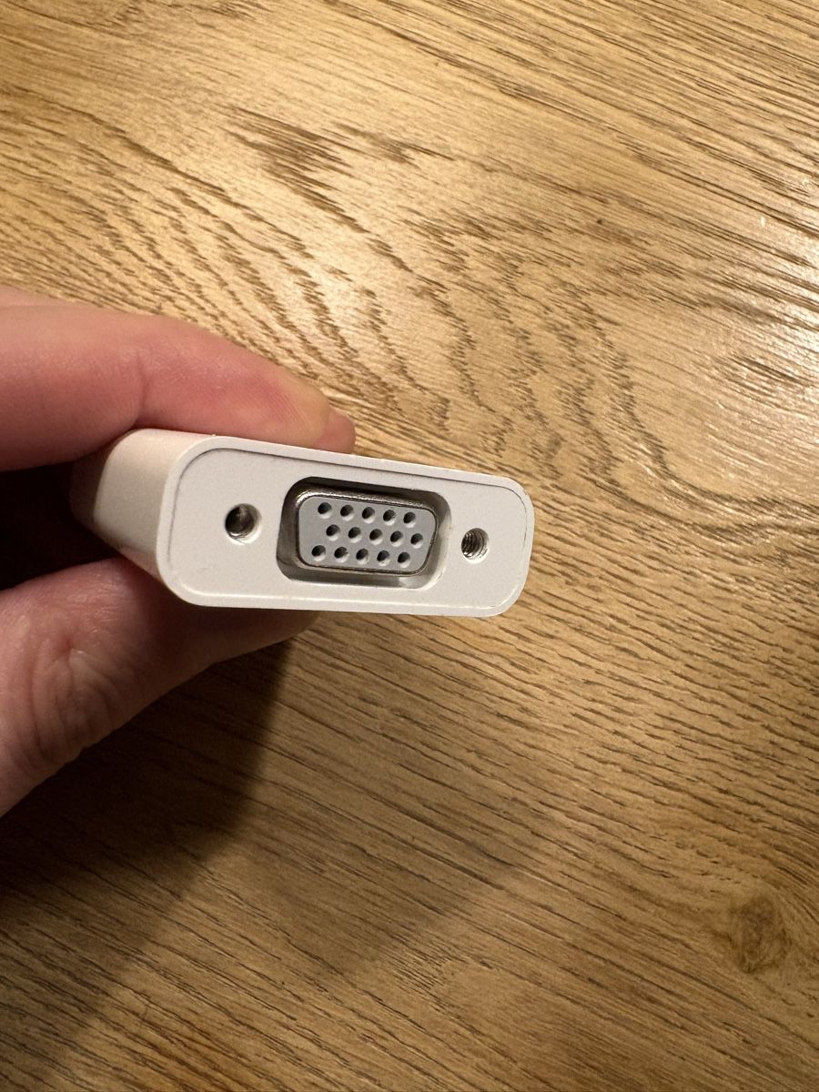 Apple Unità & Adattatore: Apple Mini DisplayPort auf VGA Adapter – Usato da Winterthur venduto da Teflonbrauer 2