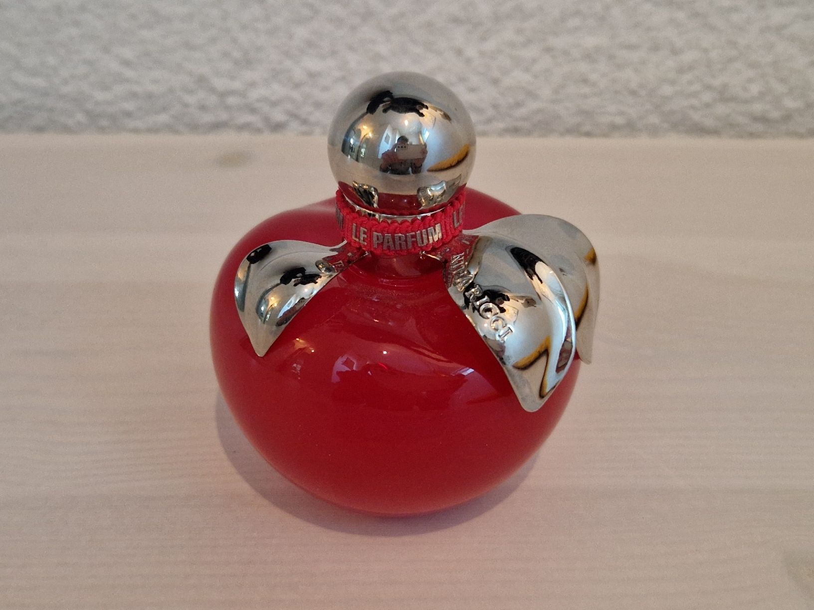 Nina Ricci Profumi & Eau de Toilette: Nina Ricci Parfum 80ml voll – Nuovo (secondo la descrizione) da Bern venduto da mustard_moves 1
