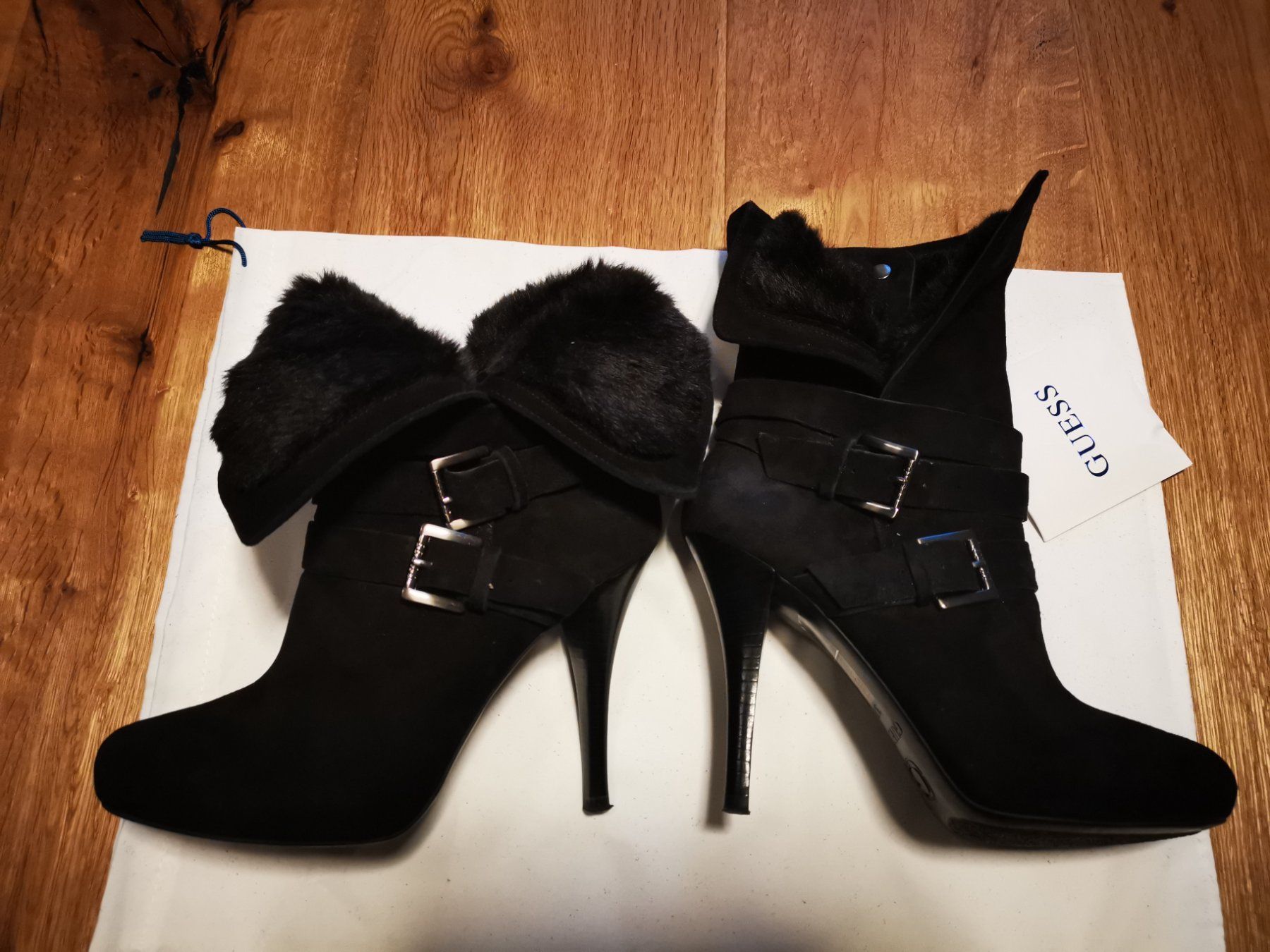 Guess Chaussures femmes: Guess Schuhe – Neuf avec emballage d'origine à Niederbipp par Viktoria_Sch 2