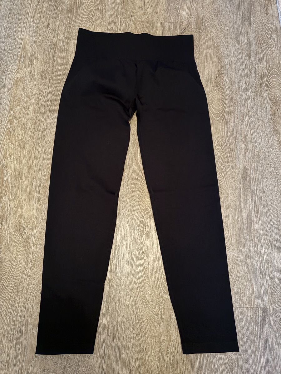 Leggings: Sport Leggings schwarz elastisch – Nuovo (secondo la descrizione) da Frenkendorf venduto da lrhggrty