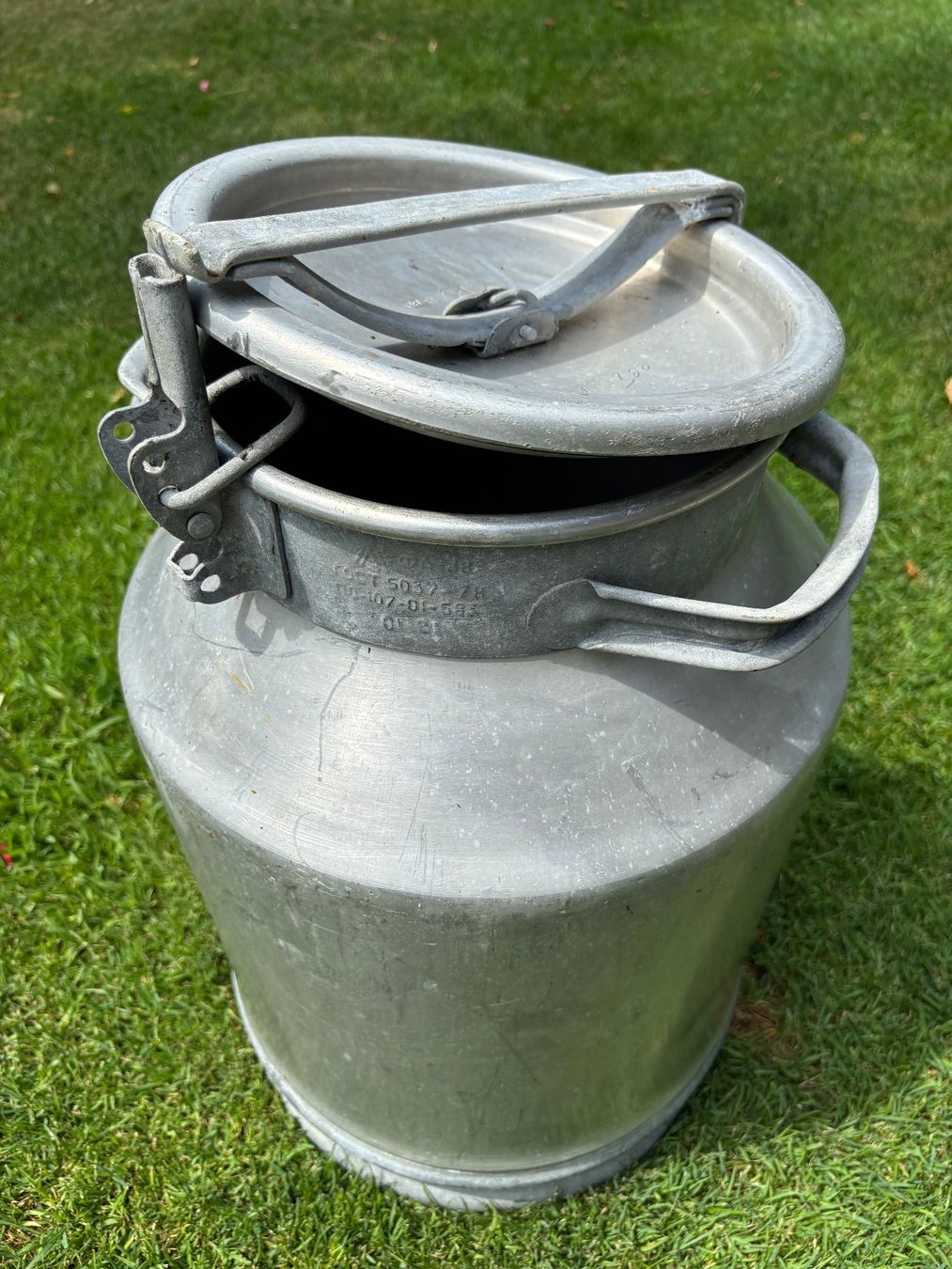 Contenitori & Simili: Alu Milchkanne 40 Liter – Usato da Bévilard venduto da Pibo34