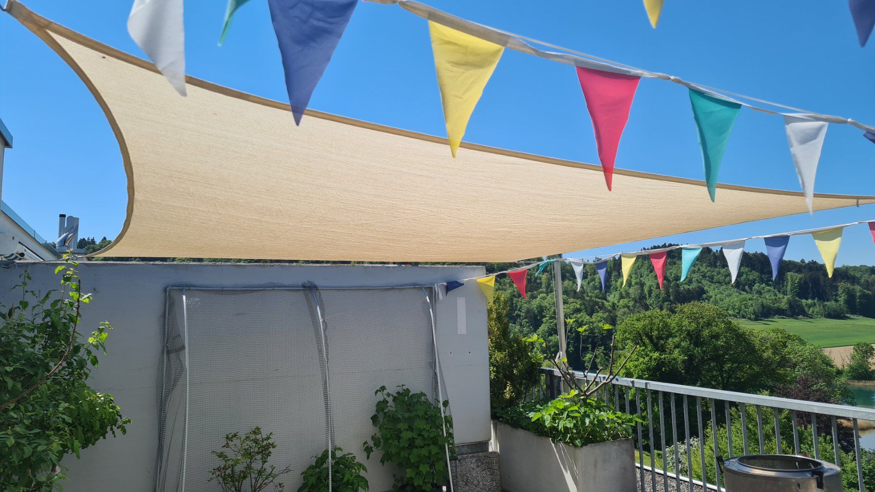 Ombrelloni: Sonnensegel 3x3m creme – Usato da Hinterkappelen venduto da Andreas-BE 2