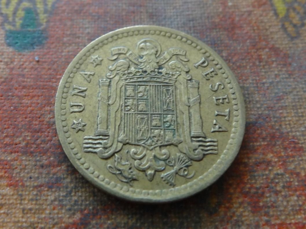 Alle Münzen: ESPAGNE  1  Pesetas  1975  (Z) – Gebraucht aus Romanel-sur-Lausanne von Swift13 1