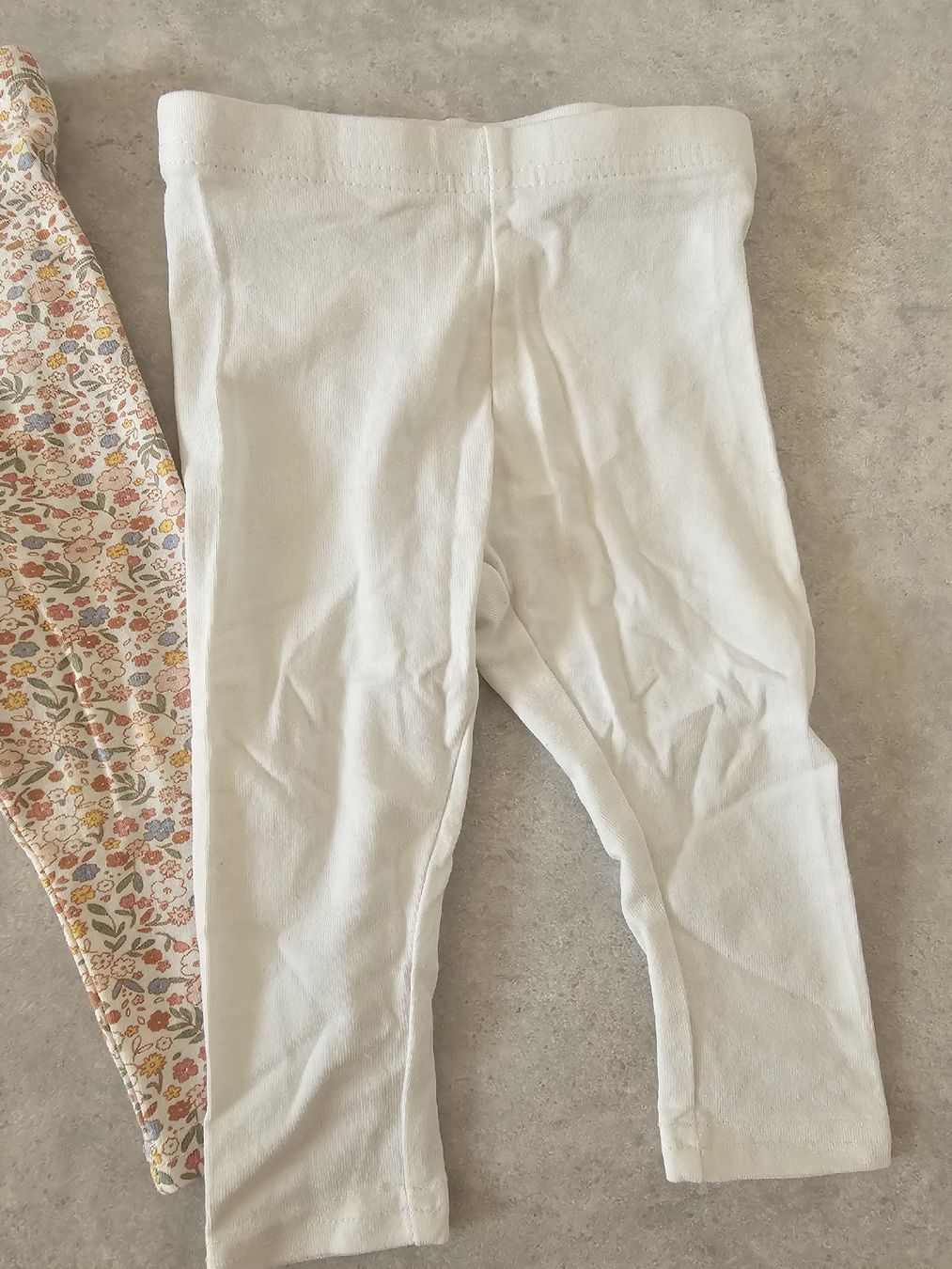 Lotti & Set di vestiti: Lot de 3 Leggings bébé, Taille 74 – Nuovo (secondo la descrizione) da Sornetan venduto da T.a333 3