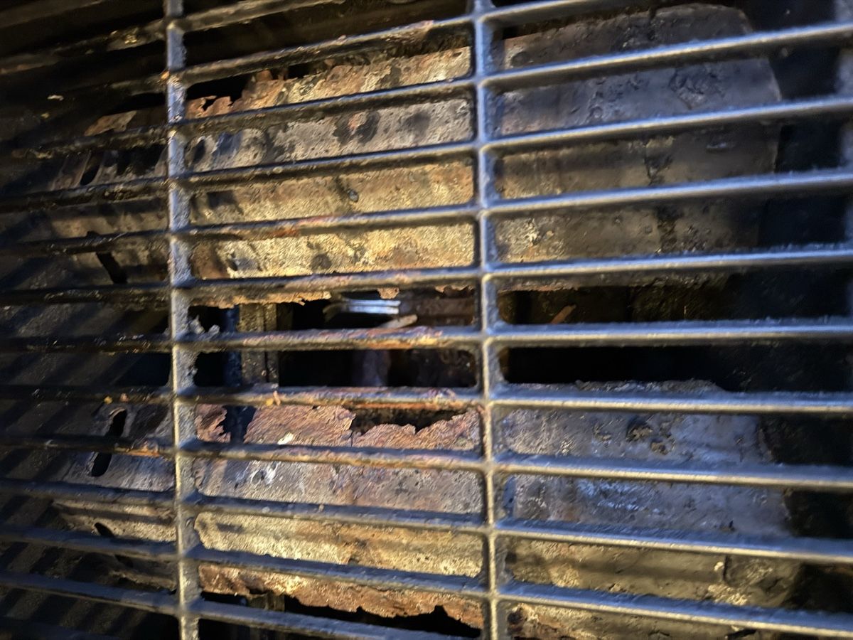 Griglie: Gas-Grill mit 4 Brenner und Herdplatte – Usato da Emmenbrücke venduto da fra_9tbr 3