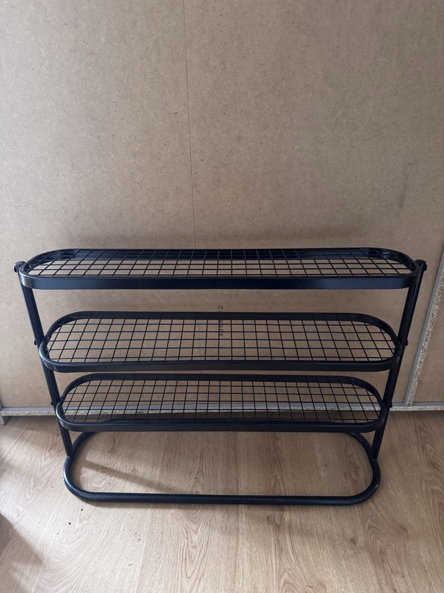 Ikea Guardaroba: Shoe rack IKEA  – Usato da Bern venduto da ilj_8ckn