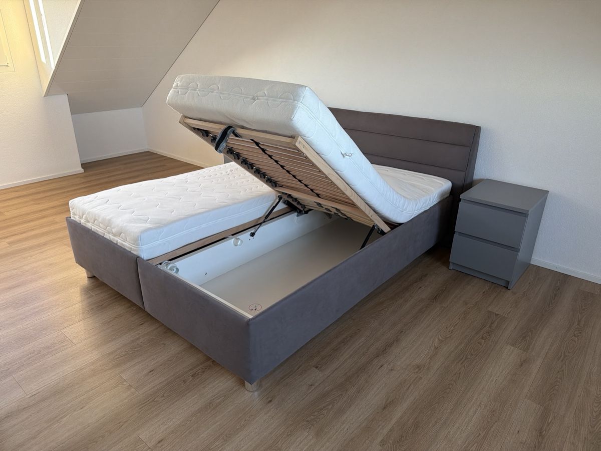 Betten: Doppelbett in grau – Gebraucht aus Hohentannen von aleberch 2