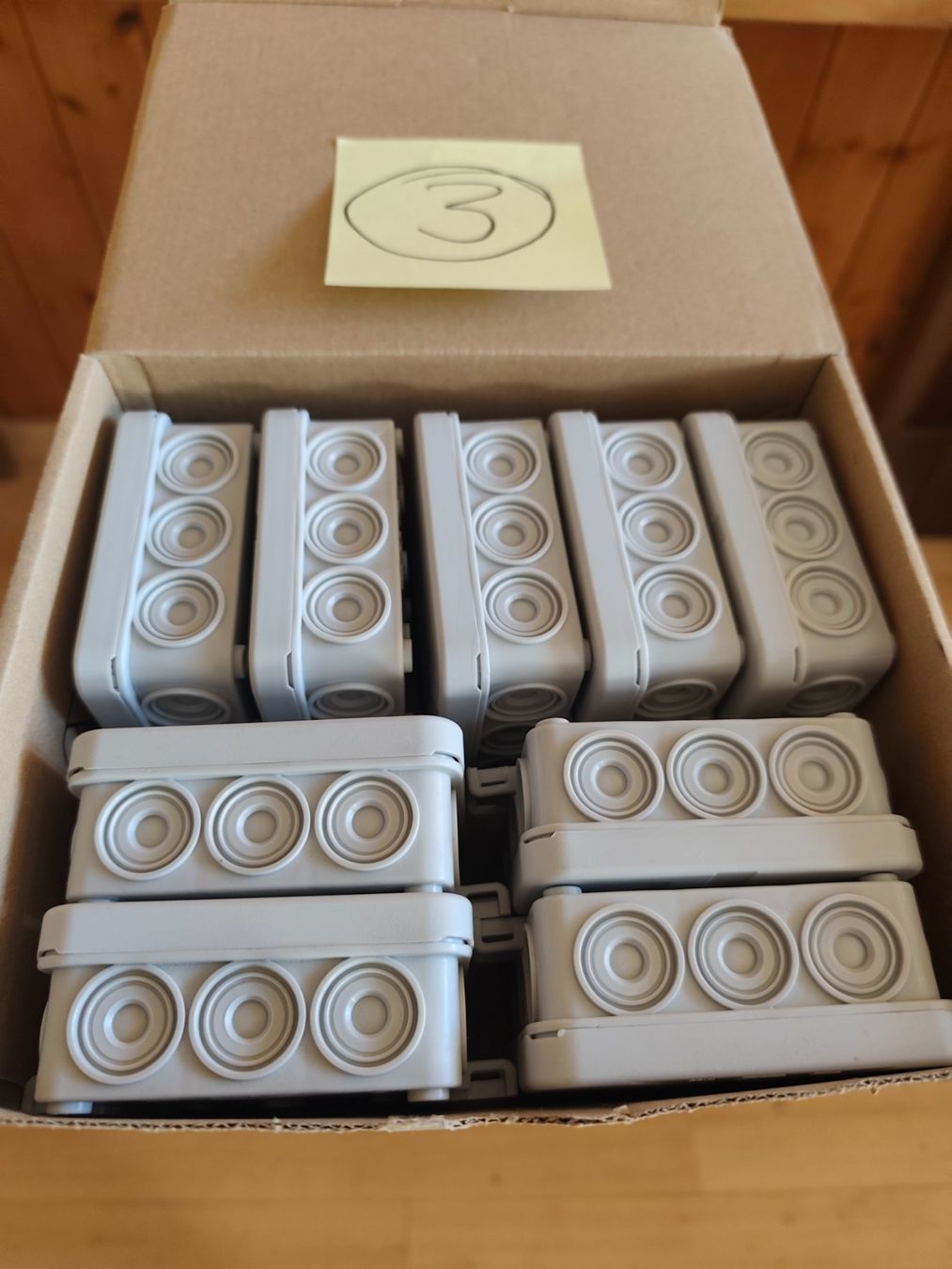 Alimentazione elettrica: 9 Elektro Verteil Dosen (3) – Nuovo (secondo la descrizione) da Leuzigen venduto da Lucky-luke83 1