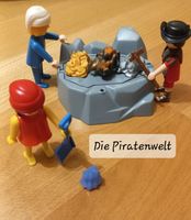 Playmobil Pirateninsel mit Goldschatz und Figuren
