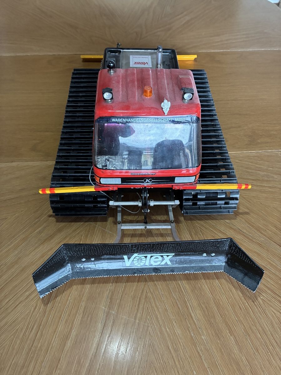 Graupner RC Kits de montage: Graupner Pistenbully – D'occasion à Bischofszell par ganga01