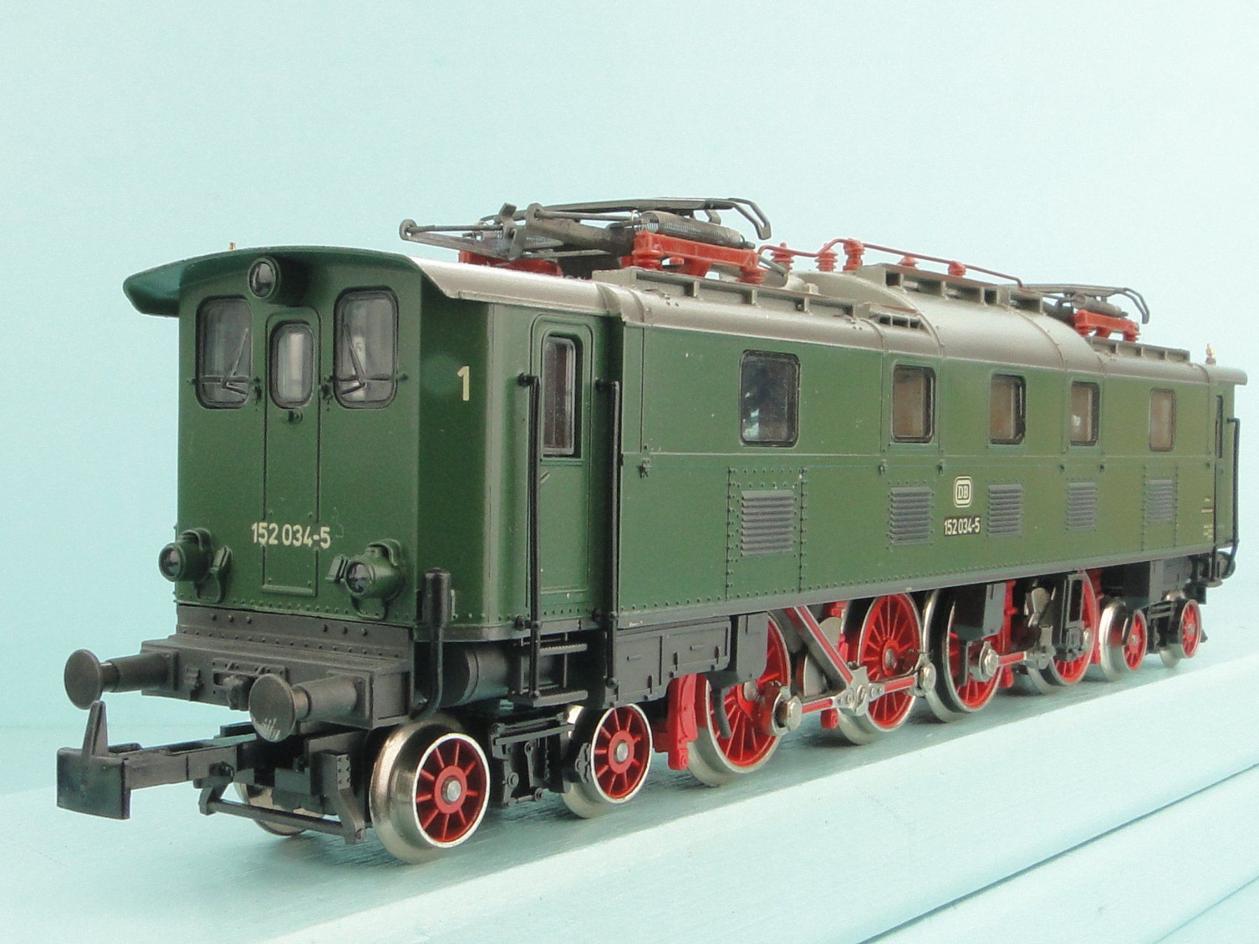 Märklin Modellini di ferrovie: Märklin 8366 BR 152 HAMO/Gleichstrom – Usato da Bülach venduto da cann11 7