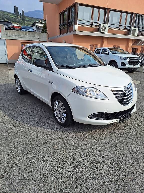 Automobili: Lancia Y 1.2  – Usato da Coldrerio venduto da ven_v7yp