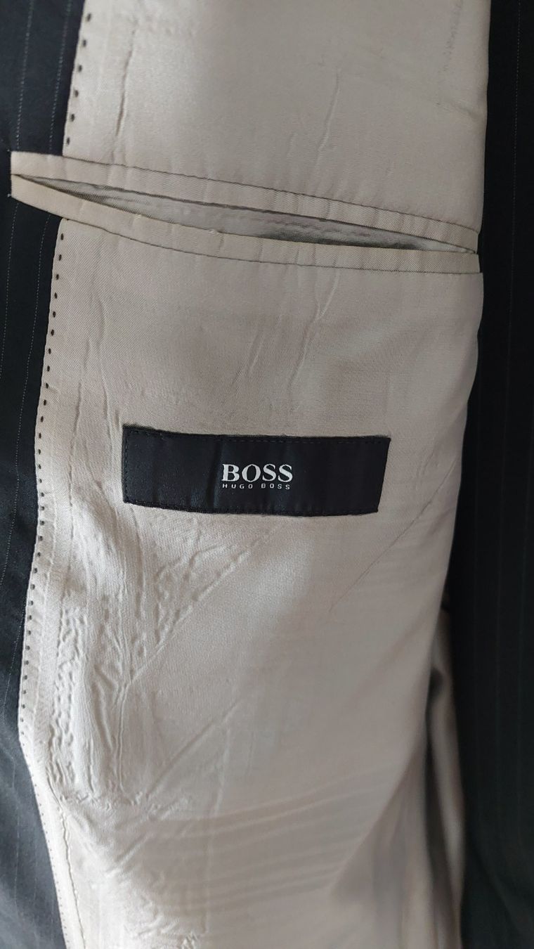 Hugo Boss Anzüge: Herren Anzug Hugo Boss, Grösse 106 – Gebraucht aus Meilen von exi 1
