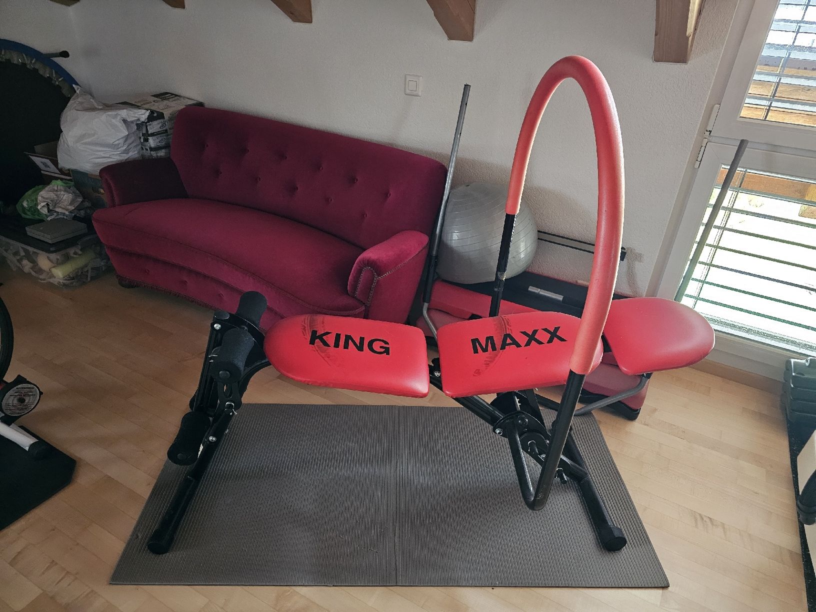 Hometrainer: Bauch Training  – Gebraucht aus Einsiedeln von kar_y5k7