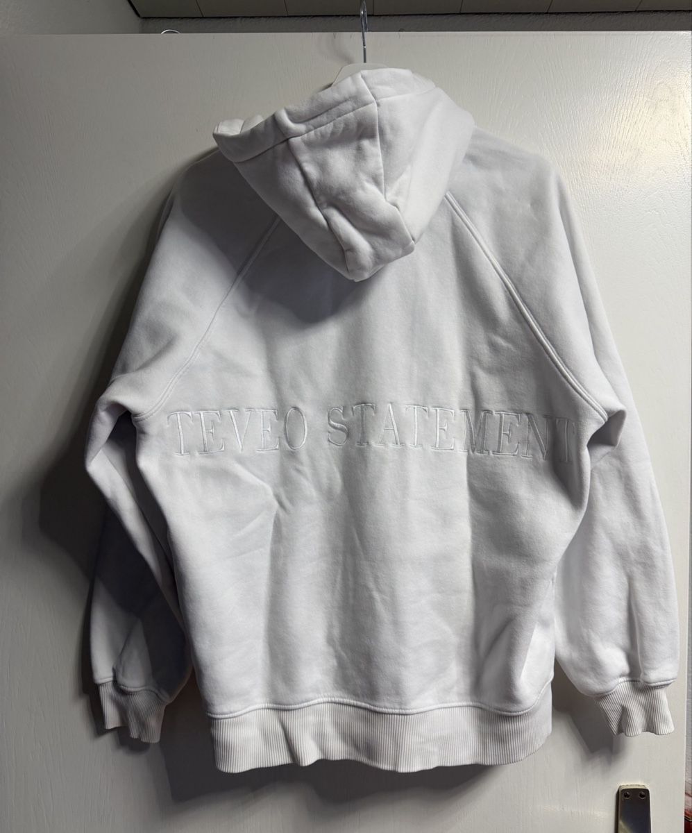 Teveo Giacche: Kapuzenjacke Teveo weiss  – Nuovo (secondo la descrizione) da Subingen venduto da lor_z2sv