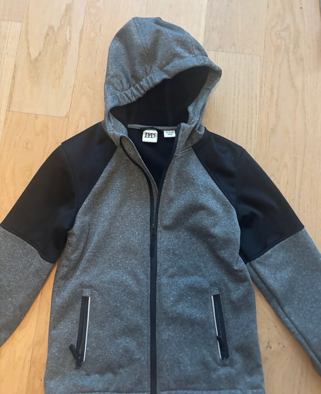 Kleiderpakete & -sets: Kleiderpacket 6 Stk, Gr. 140, Jungen – Gebraucht aus Zürich von pisamun 5