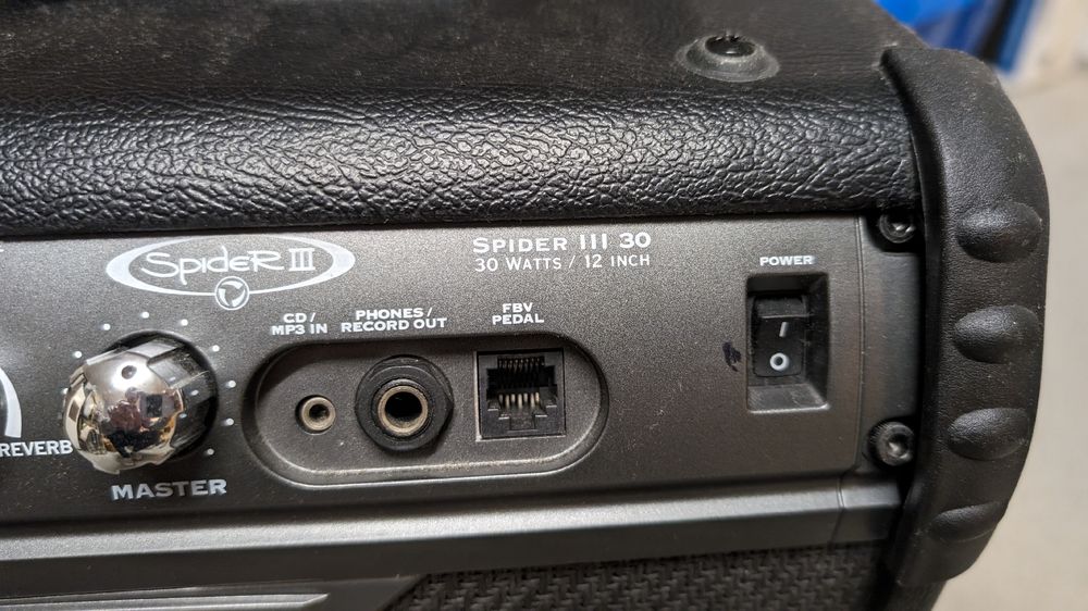 2 Gitarrenverstärker Line 6 Spider III 30 & Kustom KGA10FX Kaufen