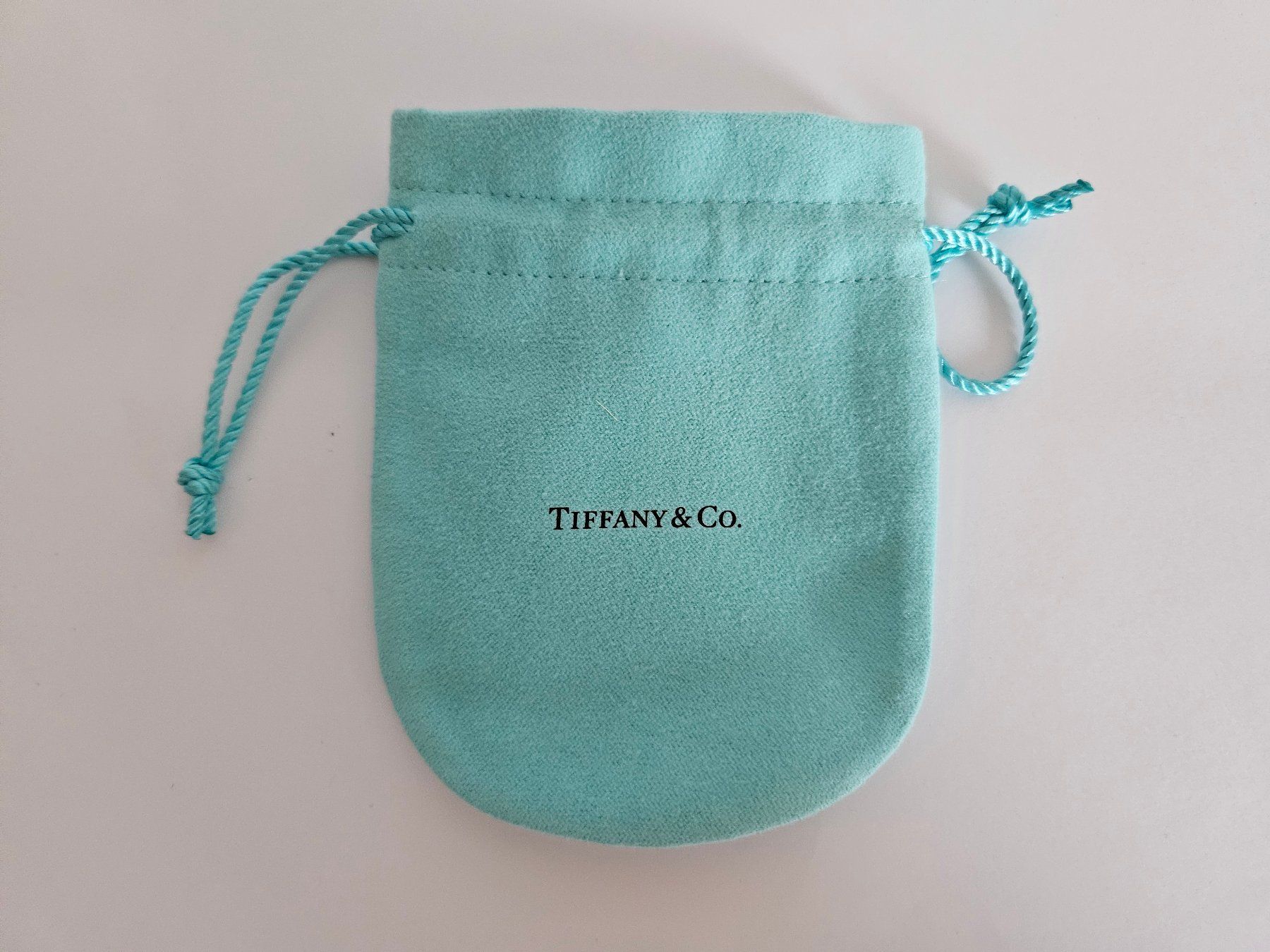Altri gioielli: Tiffany & Co. Schmuckbox mit Beutel und Tüte, original – Nuovo (secondo la descrizione) da Basel venduto da bea_cs7h 3