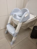 WC-Sitz mit Treppe