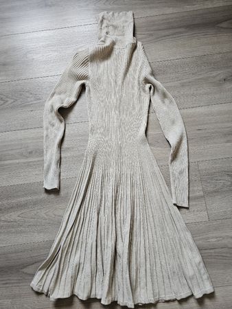 Strickkleid beige