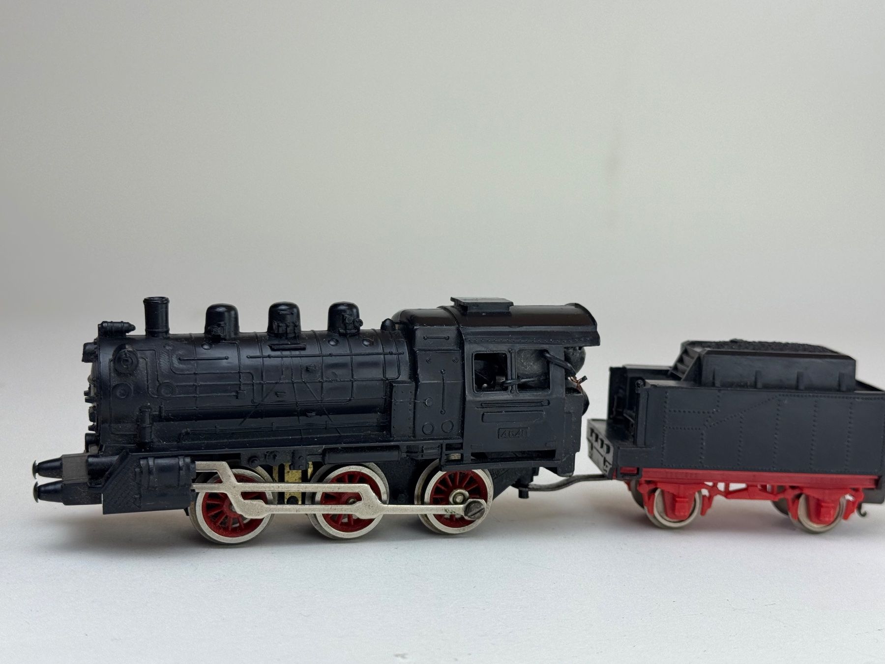 Lima Modellini di ferrovie: HR- Lima Dampflok mit Tender – Usato da Elm venduto da Wikmtz