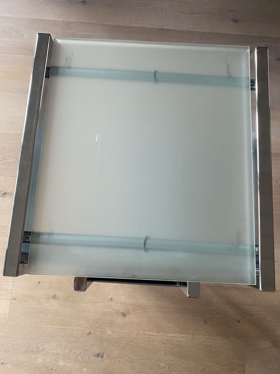 Koffer & Taschen: PC Rollwagen mit Glasplatten, Chrom, 35cmx50cmx81 cm – Gebraucht aus Embrach von bea_8424 4