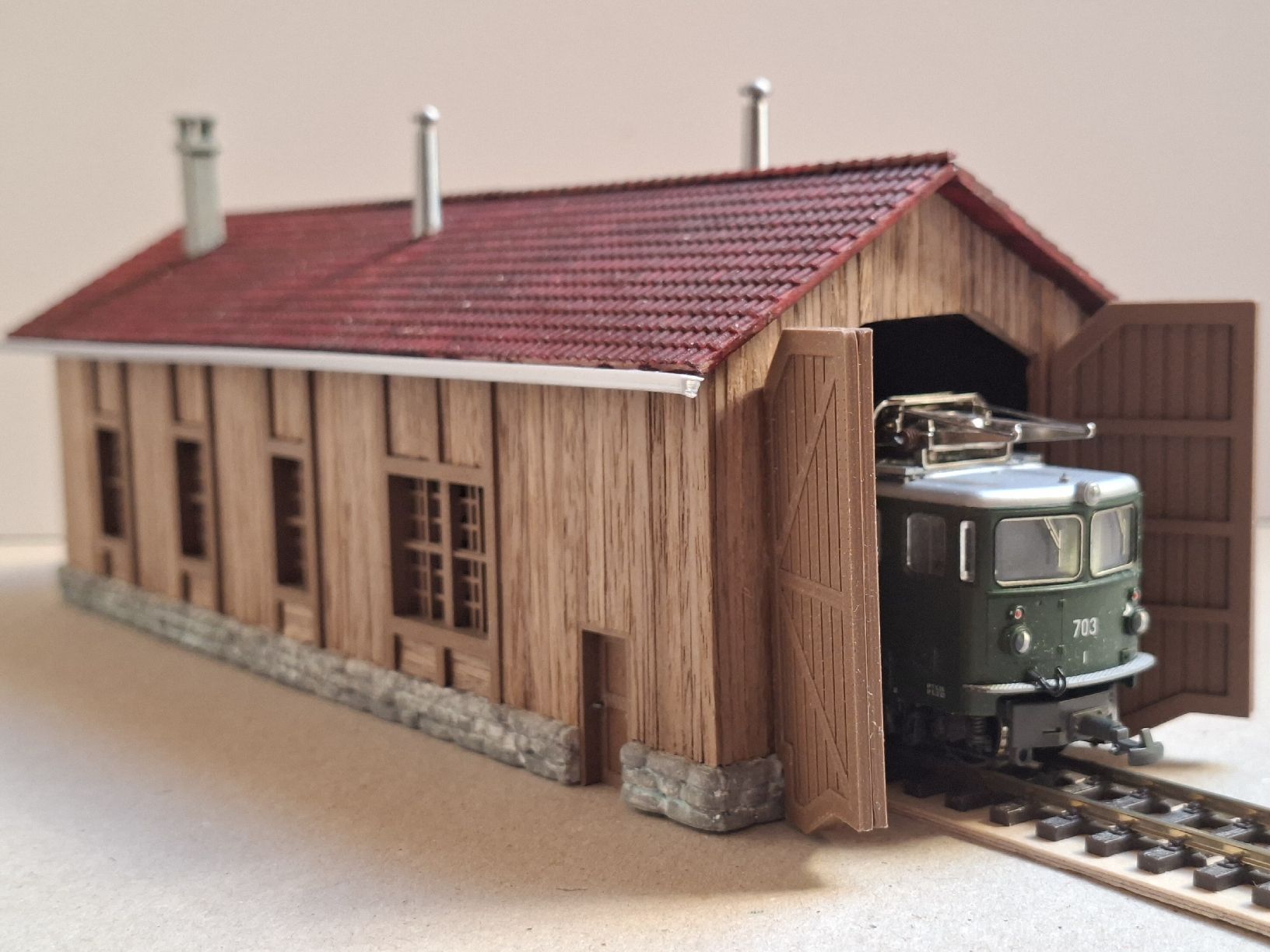 Modellini di ferrovie: Lokschuppen dunkles Holz – Nuovo (secondo la descrizione) da Weisslingen venduto da Moco_mexiko 6