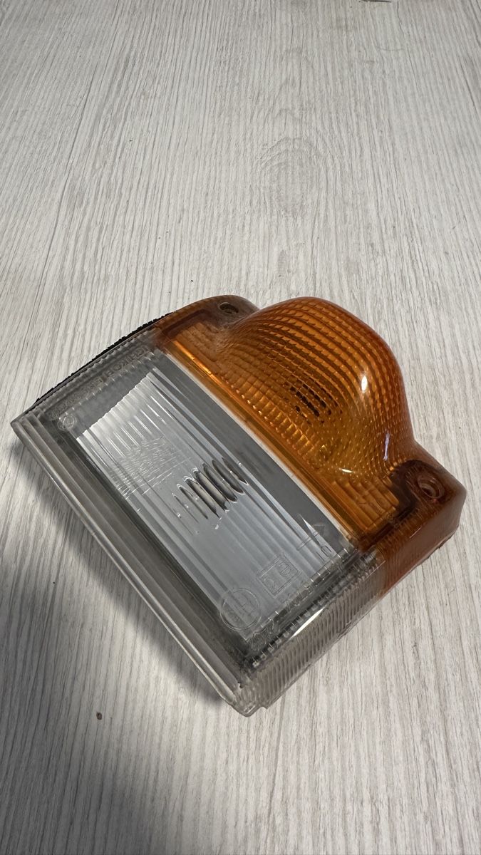 Scheinwerfer: Libero E12 Blinker VR – Gebraucht aus Ebikon von MC2Rider 1