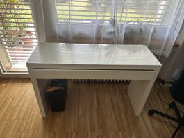 Schminktisch Ikea weiss mit Schublade guter Zustand