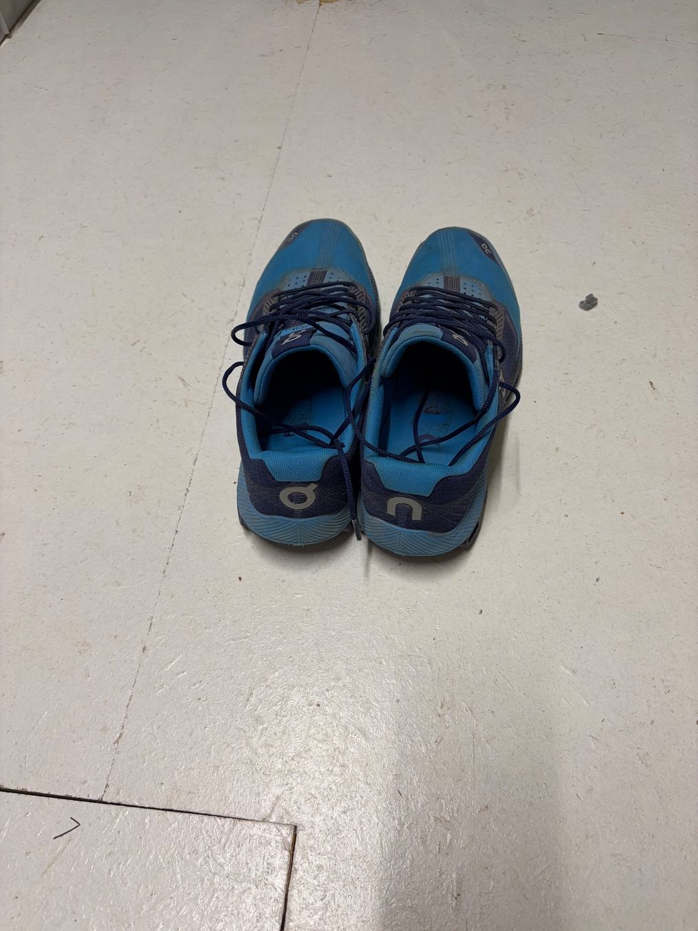 On Scarpe da uomo: On Schuhe – Usato da Lommiswil venduto da Blusti 3