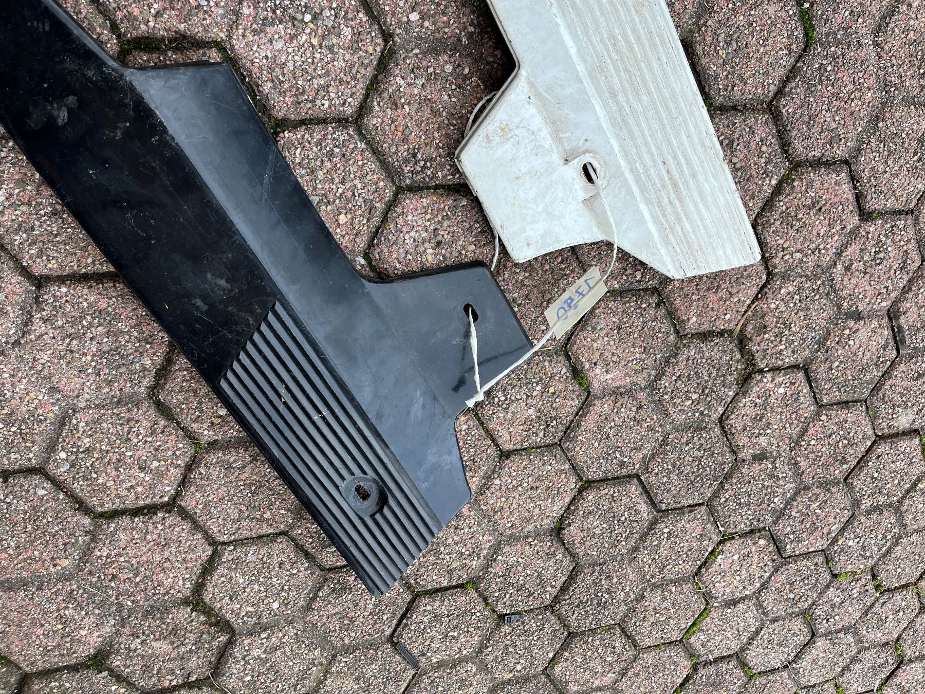 Puch Parti ricambio per ciclomotori: Puch Maxi N Seitenschützer – Usato da Fahrni b. Thun venduto da berger_tuning34 4