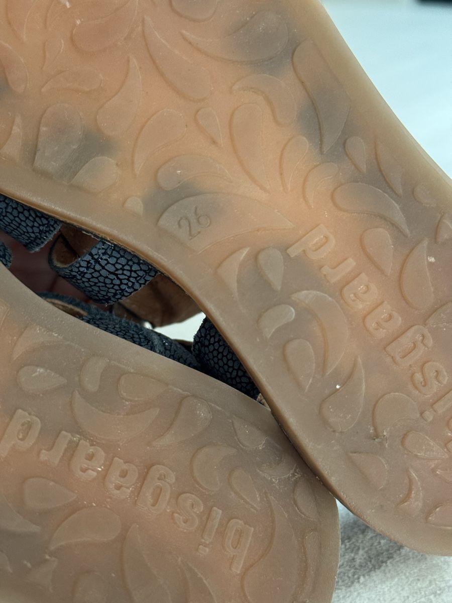 Bisgaard Scarpe per ragazzi: Bisgaard Sandalen Kinder Grösse 26 dunkelblau  – Usato da Galgenen venduto da Vintluxe 2