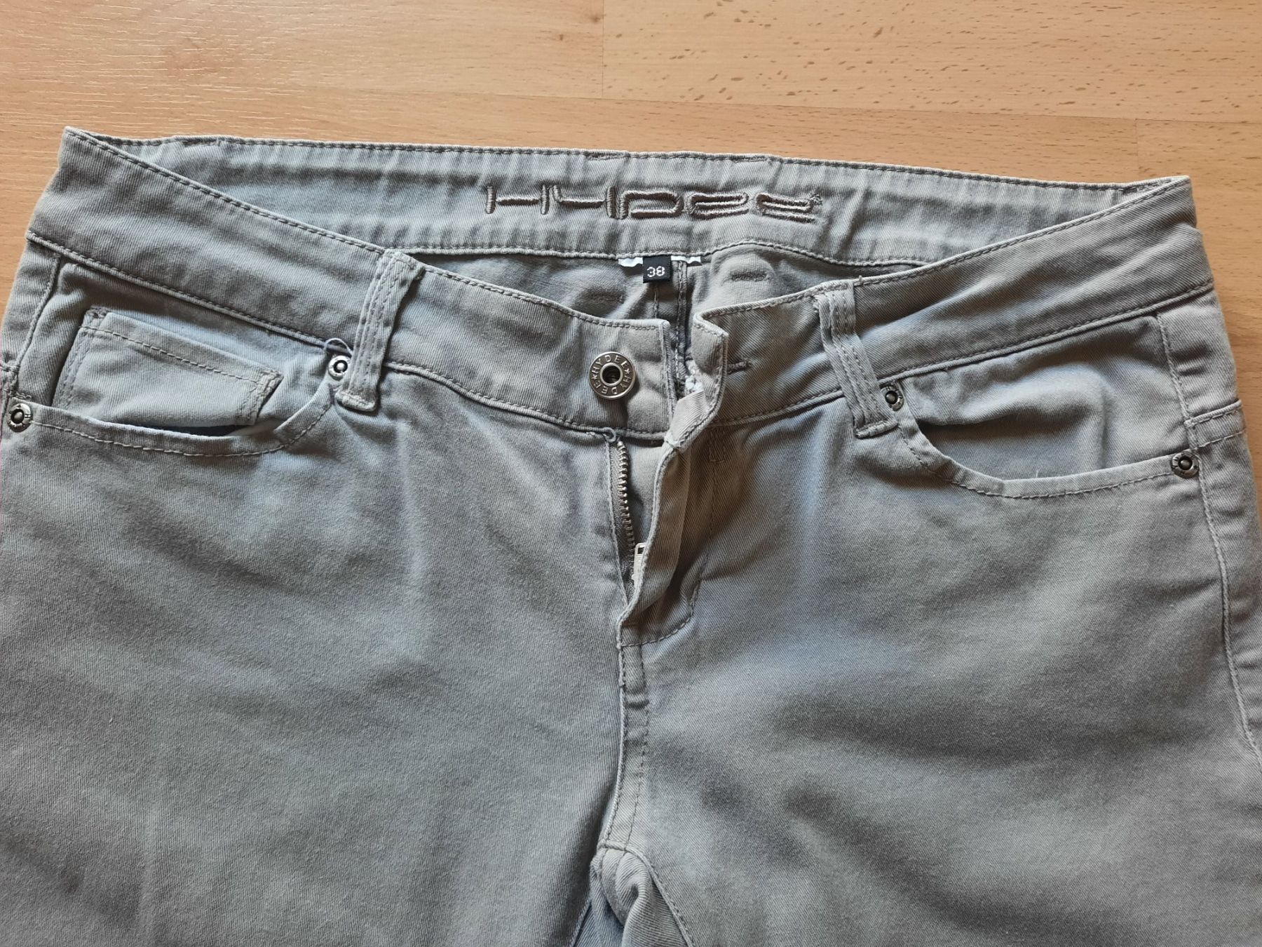 Jeans: Hellgraue Jeans Gr.38 – Gebraucht aus Seftigen von man_tr96 1